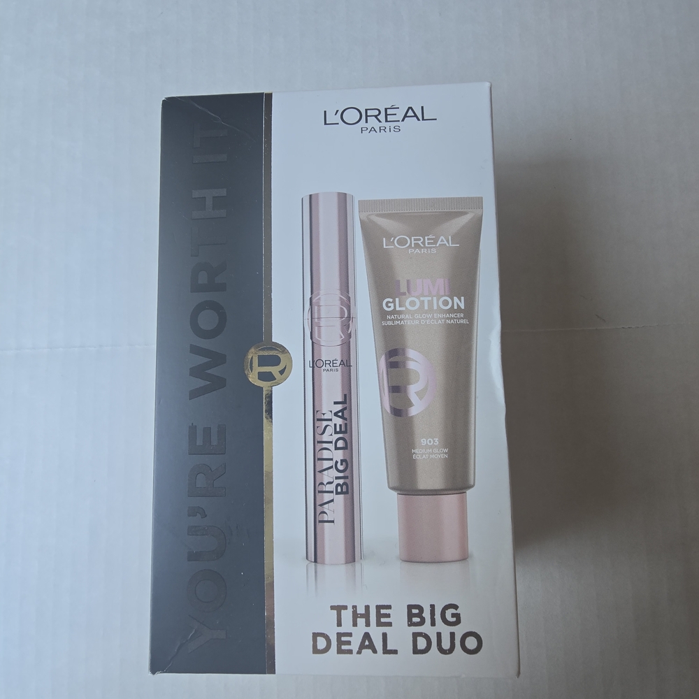 L'Oreal Paris Mascara and Lumi Glotion Highlighter Set